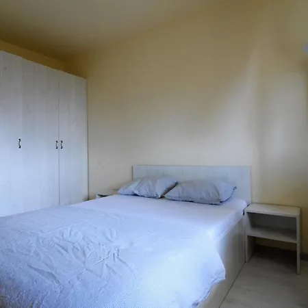 Gara De Nord - Resedinta Lui Calin بوخارست